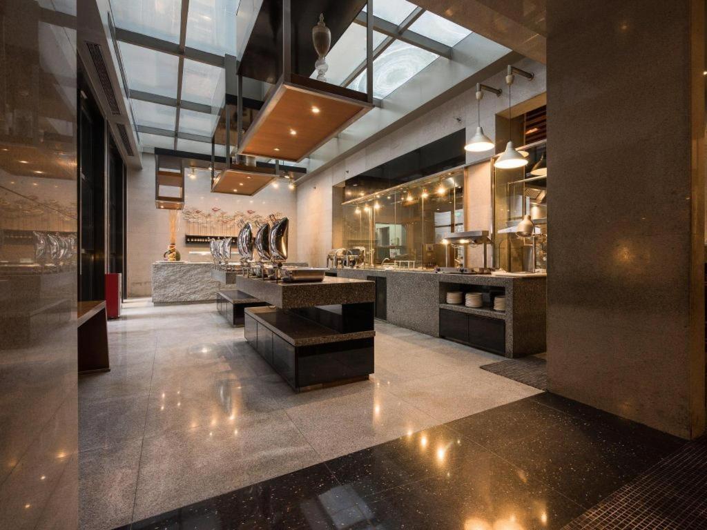 Guangzhou Carat Hotel Esterno foto