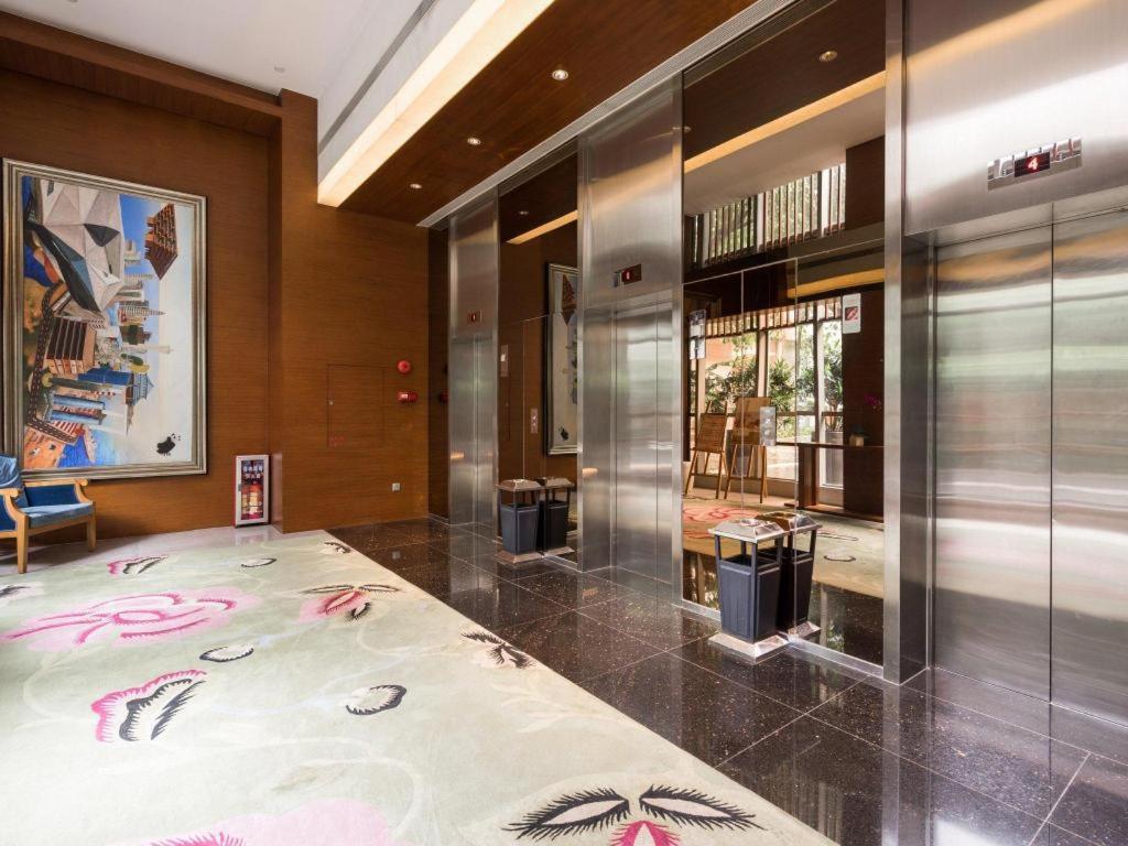 Guangzhou Carat Hotel Esterno foto